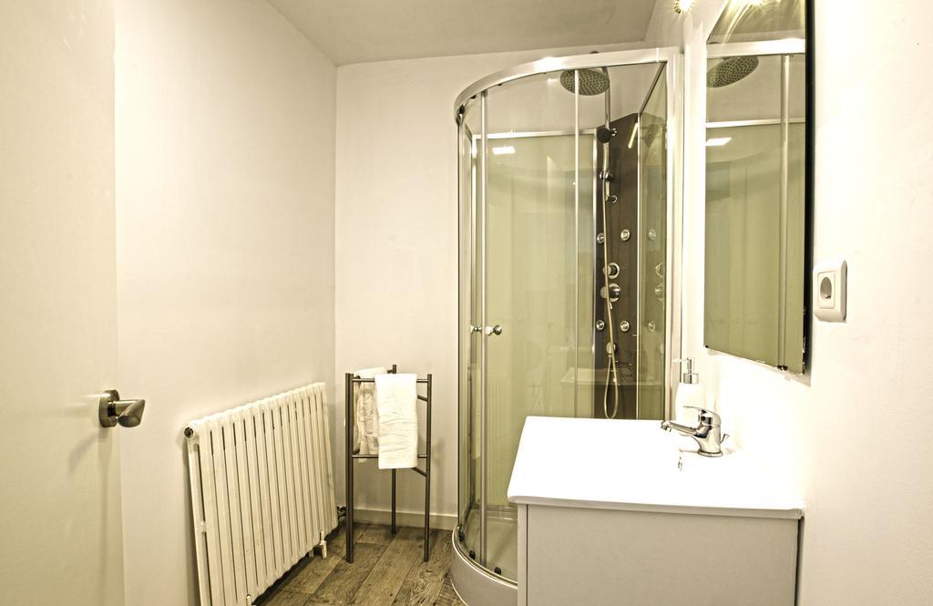 Maison La Douane - Comprends Nettoyage Professionnel Et Le Linge *